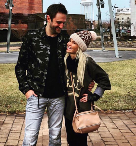 Kristin Chenoweth and Josh Bryant are in now hurry to get married.